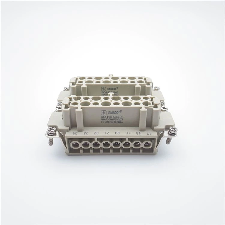 Connecteur d'alimentation robuste rectangulaire femelle 32 broches