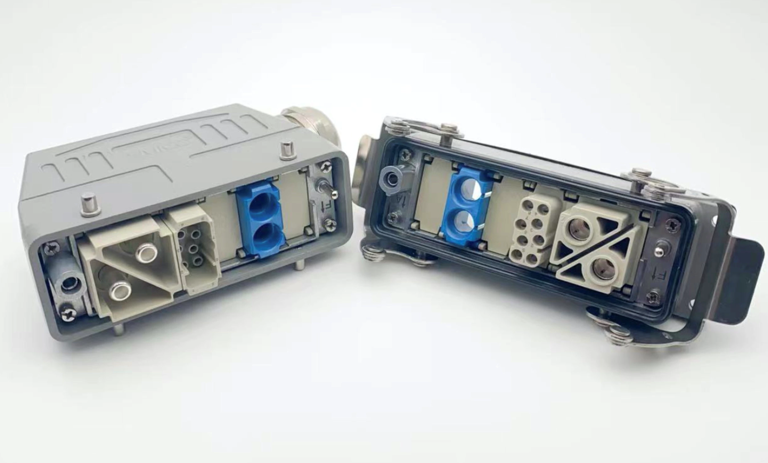 Que sont les connecteurs rectangulaires modulaires SMICO ?
