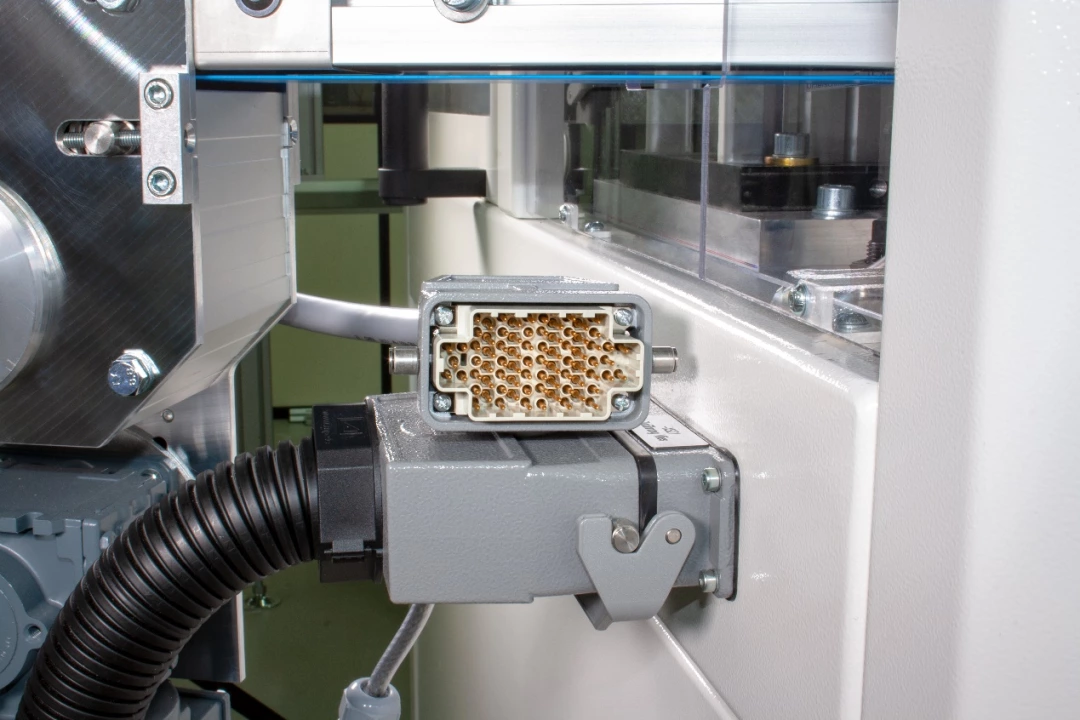 Connectivité : Un monde robotique plus compact et plus efficace